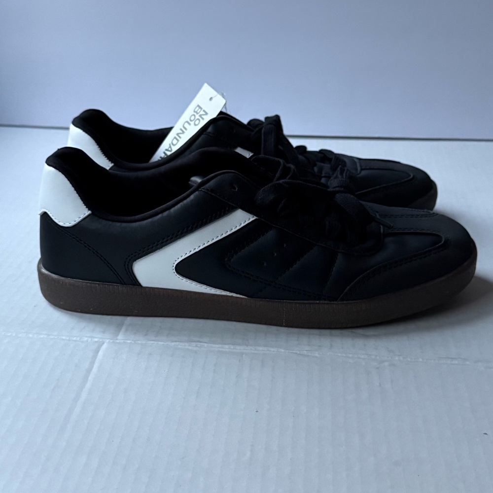 No Boundaries Shoes Sleek Black White Men's Sneakers Size 8.5 Shoes‎ Lace Up New
